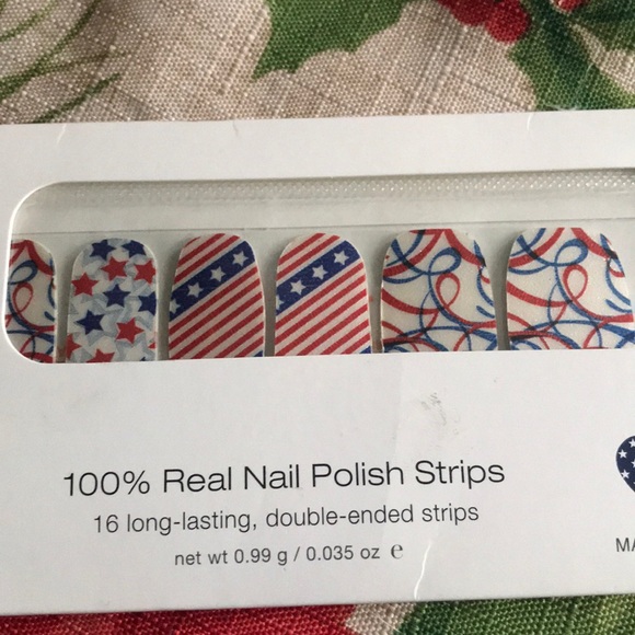 Color Streets Retired Miss Stars and Stripes - Picture 4 of 6